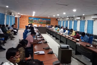 dc held meeting with officials in sahibganj