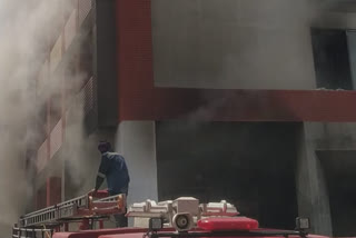 breaking :fire break out in krishna nagar school at Ahmedabad , 5  fire tenders rushed on the spot