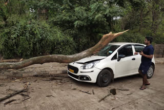 Heavy rain, Heavy rain in Hubli Dharwad, Heavy rain in Hubli Dharwad news, ಭಾರಿ ಮಳೆ, ಹುಬ್ಬಳ್ಳಿ ಧಾರವಾಡದಲ್ಲಿ ಭಾರಿ ಮಳೆ, ಹುಬ್ಬಳ್ಳಿ ಧಾರವಾಡದಲ್ಲಿ ಭಾರಿ ಮಳೆ ಸುದ್ದಿ,