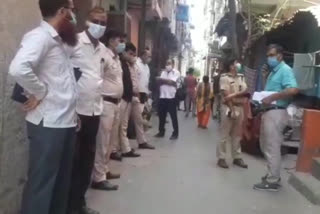 lady stabbed to death in rohini