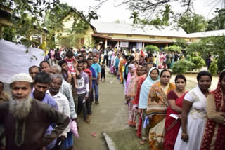 peace fully polling in south 24 pgs and south kolkata