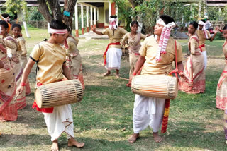 football-player-preparation-for-bihu-program-in-teok