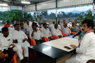 mla dharmasri  meeting with mptc and zptc candidates