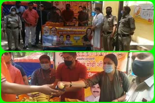 on tika utsav councilor in defense colony made people aware of vaccination