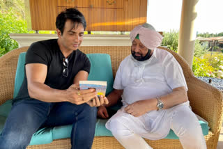 Punjab appoints Sonu Sood Punjab's Covid vaccine campaign brand ambassador actor Sonu Sood Brand Ambassador of the Punjab Government for its Covid vaccination programme Sonu Sood Covid-19 vaccination programme Punjab Punjab Corona vaccination பஞ்சாப் சோனு சூட் தூதர் கோவிட் தடுப்பூசி Sonu Sood கேப்டன் அமரீந்தர் சிங்