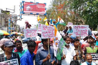 কেন্দ্রীয় সরকারের কৃষি আইনের প্রতিবাদে পশ্চিম মেদিনীপুরে পথসভা