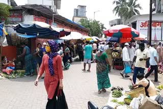 no Social Distance market Raigad