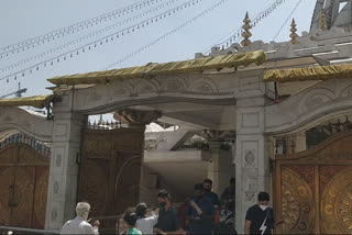Jhandewalan temple closed for devotees during Navratri due to corona crisis in delhi
