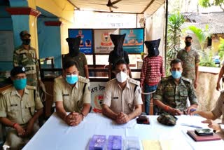 three-naxalites-arrested-in-seraikela