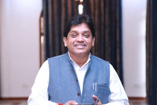 Minister Dr. Shivkumar Dahria