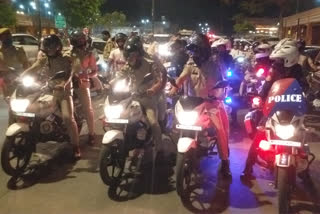 जयपुर पुलिस ने फ्लैग मार्च से कोरोना जागरूक, Jaipur police makes Corona aware from flag march