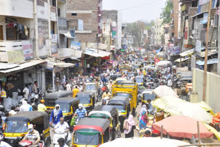 Aurangabad market corona rules violation news