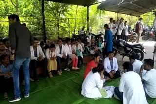 junior doctors on strike