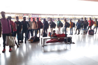 labour on patna junction