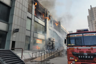 fire break out on second floor of mall in ghaziabad