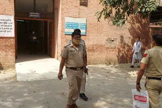 Rohtak  youth shot dead, tussle between police and doctor over postmortem