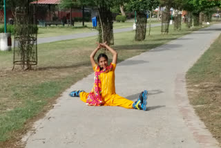 Janhnavi performs bhangra with skating