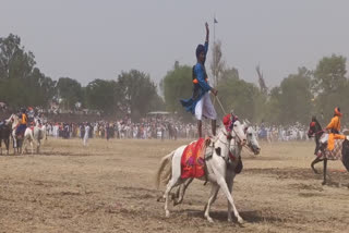 ਤਖ਼ਤ ਸ੍ਰੀ ਦਮਦਮਾ ਸਾਹਿਬ ਵਿਖੇ ਸਿੰਘਾਂ ਨੇ ਕੱਢਿਆ ਮਹੱਲਾ