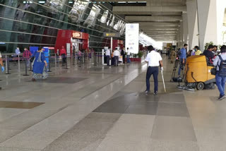 Safety of passengers from Corona at Delhi Airport