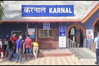 Karnal Sensation spread after finding a dead body on the track near the railway station