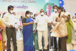 minister vellampally on Volunteers