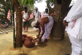 adivasi community celebrated sarhul festival in ranchi