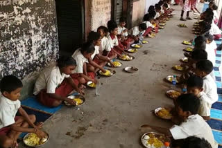 midday meal material will be delivered to the children's home in ranchi