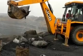 raid on illegal coal in dhanbad