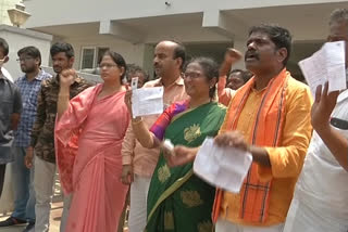 fake votes in tirupati by poll