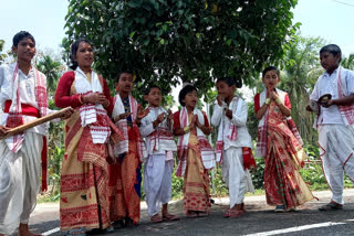 হৰিনামৰ হুঁচৰিৰ ধ্বনিৰে মুখৰিত কলিয়াবৰ