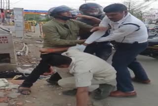 fight between two policemen