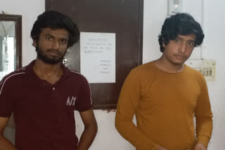 Police arrested two accused for robbing on OLX in noida