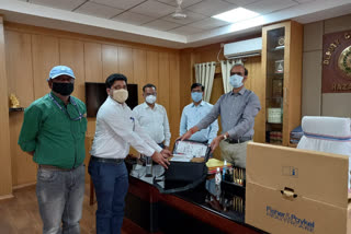 Triveni military company handed over 100 artificial oxygen machines