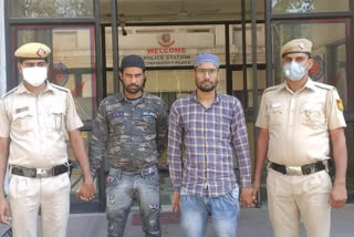 Connaught Place police arrested accused for cheating people Confiscated three mobile