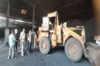 five-criminals-attacked-the-crusher-plant-in-chaibasa