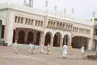 People gathered in madrasas