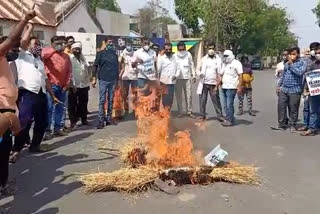 आमदार गायकवाडांच्या 'त्या' वक्तव्याचे पडसाद उमटायला सुरुवात