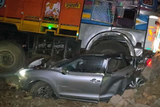 two people died in road accident in ramgarh