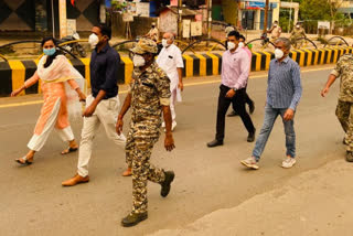 District and police administration carried out flag march in dantewada