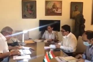 chief secretary alapan banerjee meet governor jagdeep dhankar to provide Covid-19 scenario