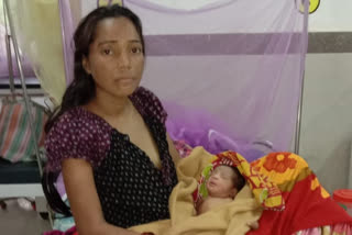 women gave birth to children in covid-19 hospital