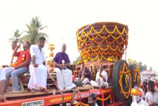 ಇತಿಹಾಸ ಪ್ರಸಿದ್ದ ಸೋಮೇಶ್ವರ ಬ್ರಹ್ಮರಥ ಮೆರವಣಿಗೆ