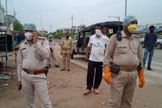 police formed three teams to help people in ranchi