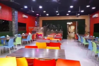 Empty Restaurants