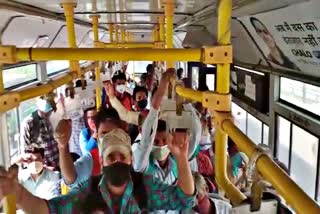 Low floor bus of jaipur,  Corona Guideline Violation