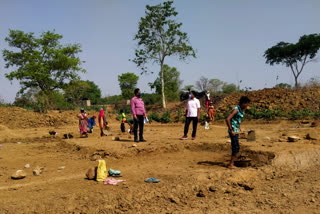 bdo inspected the ponds constructed under mnrega scheme in chaibasa