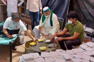 farmers arranging food packets for migrant workers, says rakesh tikait