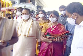 Minister Indra Reddy, shriram temple at bhadrachalam