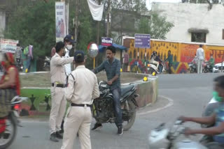 Police action against those who violate guideline Vidisha