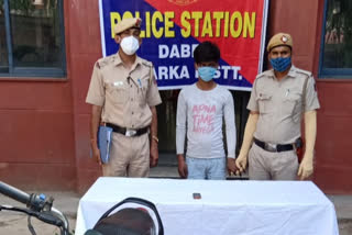 Dabri police arrested looter